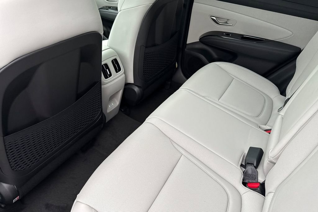 New 2026 Hyundai Tucson Limited AWD/4WD image 9