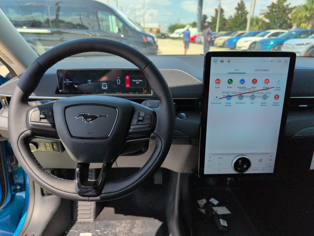 New 2026 Ford Mustang Mach-E Select RWD image 17