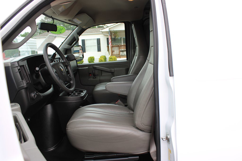 Used 2024 Chevrolet Express 2500 w/ Driver Convenience Package RWD image 31