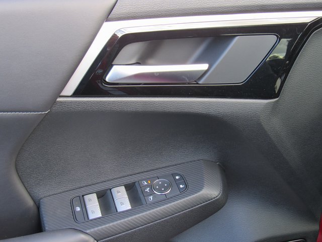 New 2026 Mitsubishi Outlander SE FWD image 11