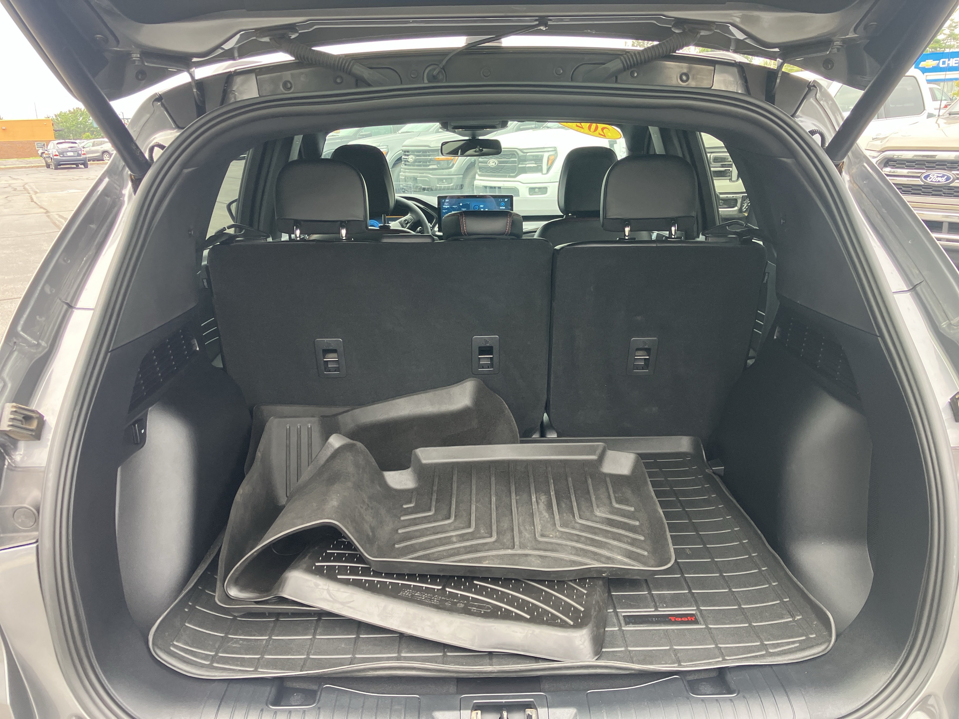 Certified 2024 Ford Escape ST-Line Elite w/ Premium Technology Package AWD/4WD image 12