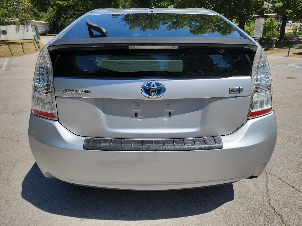 Used 2012 Toyota Prius Two FWD image 6