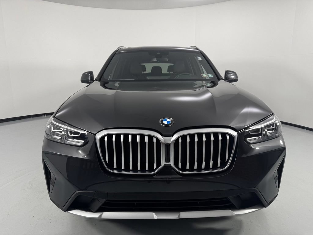 Used 2022 BMW X3 xDrive30i w/ Premium Package AWD/4WD image 2