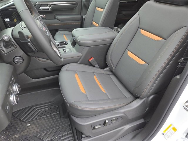 New 2026 GMC Terrain Denali w/ LPO, Floor Liner Package image 36