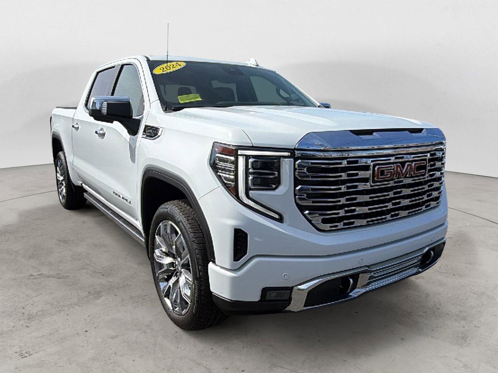 Used 2024 GMC Sierra 1500 Denali w/ Denali Reserve Package image 1