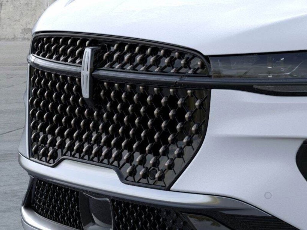 New 2026 Lincoln Nautilus Black Label image 17