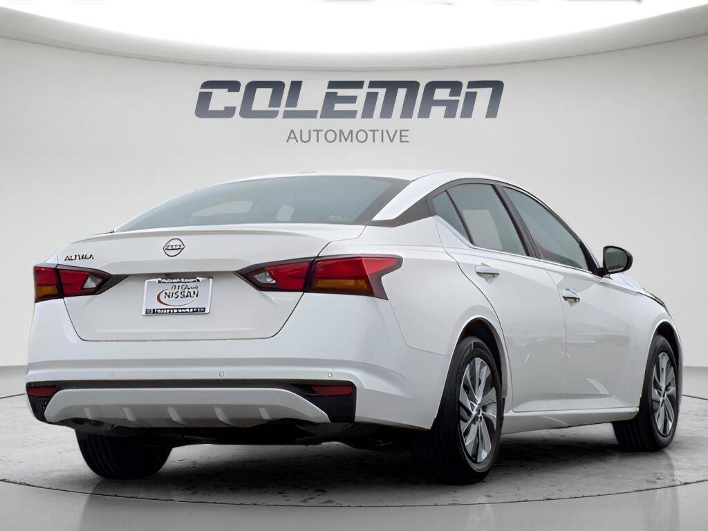 Certified 2025 Nissan Altima 2.5 S FWD image 5