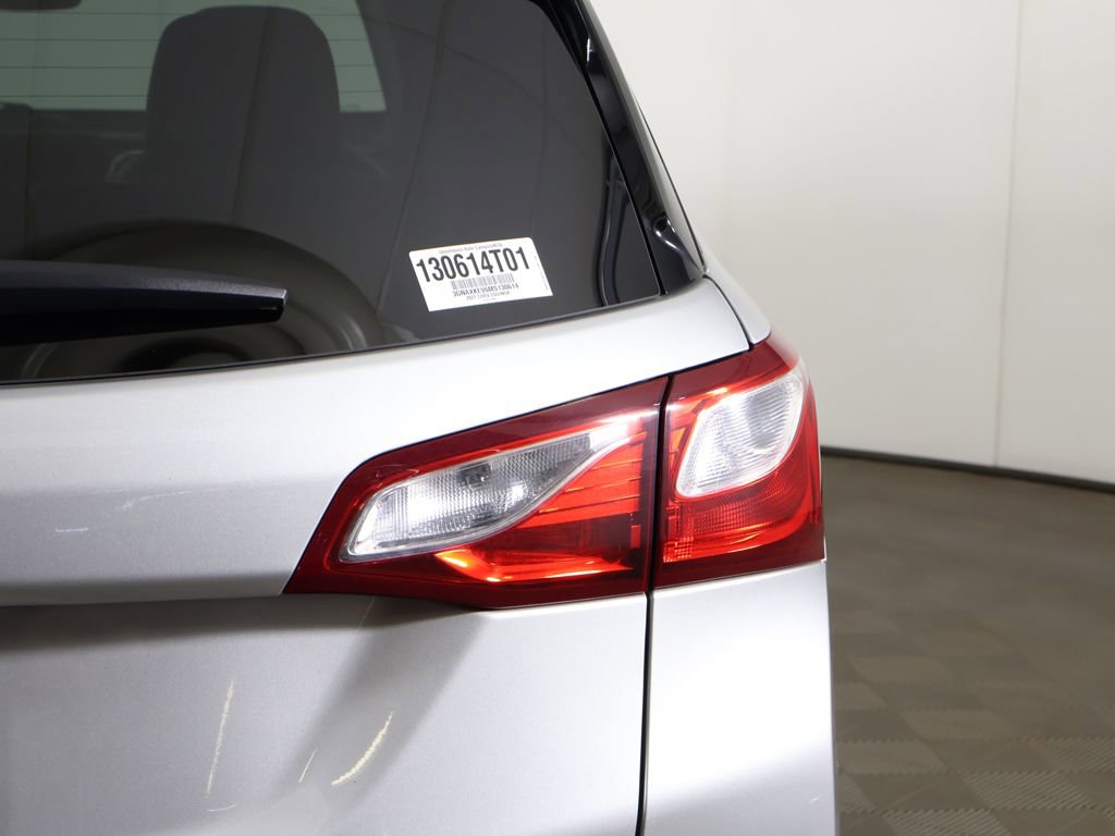 Used 2021 Chevrolet Equinox LT FWD image 16