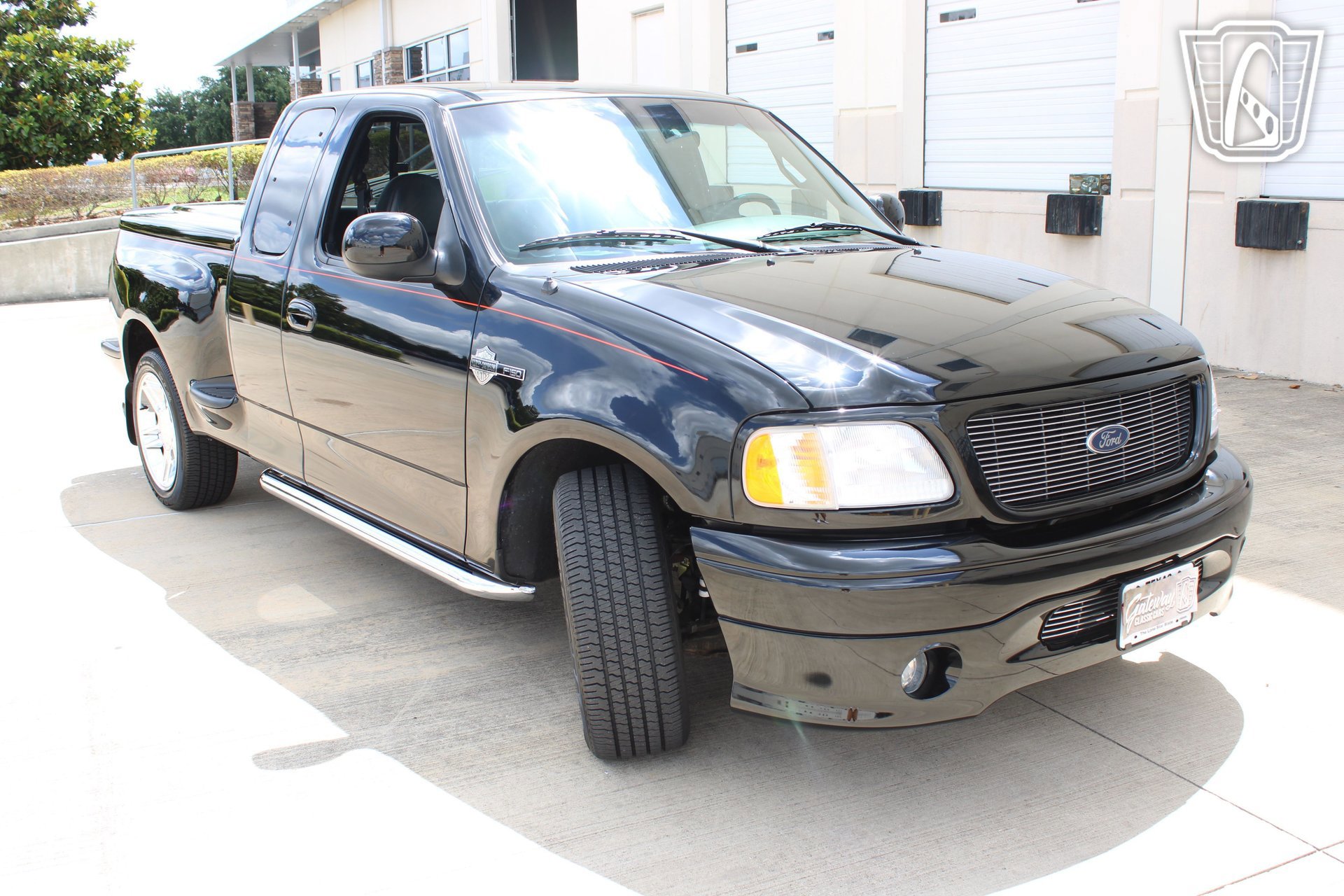 Used 2000 Ford F150 Harley-Davidson RWD image 18