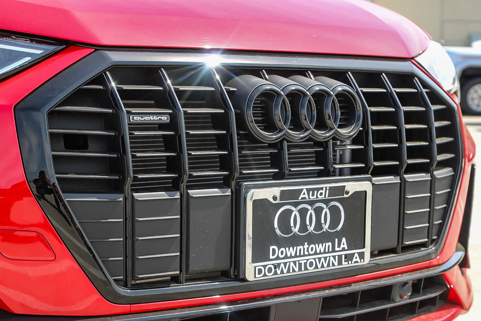 Used 2025 Audi Q3 2.0T Premium w/ Convenience Package image 5