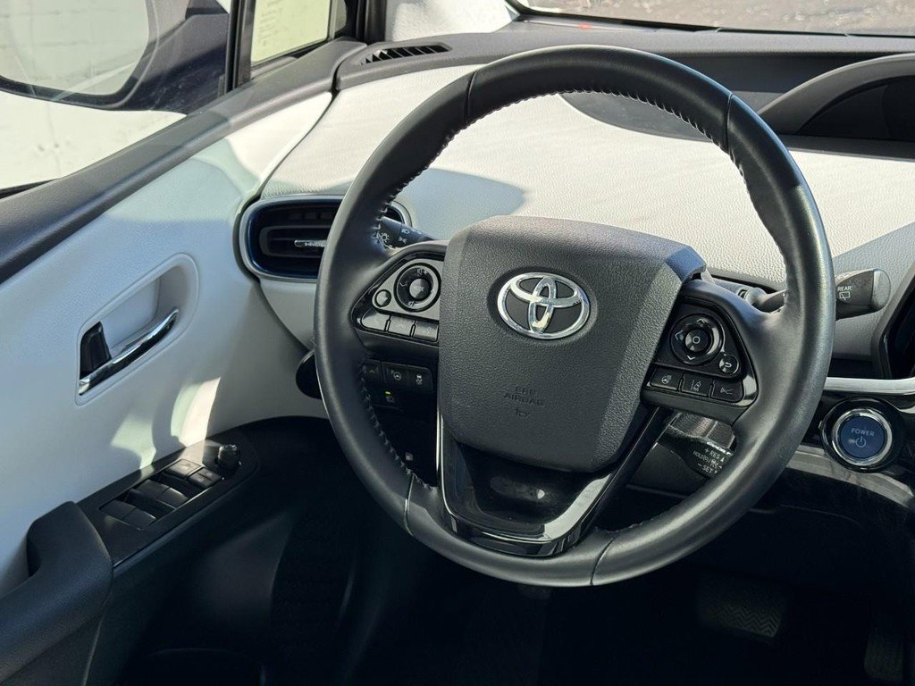 Used 2021 Toyota Prius image 13