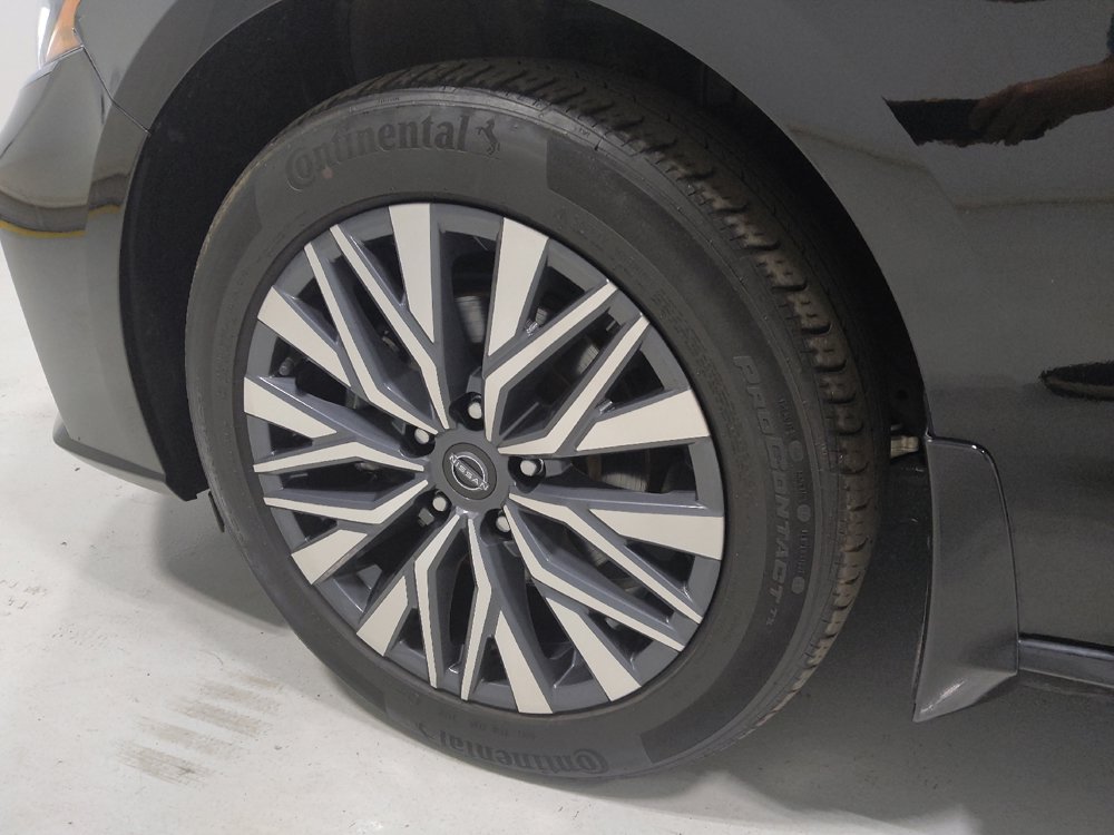 Used 2023 Nissan Altima 2.5 SV w/ SV Premium Package AWD/4WD image 31