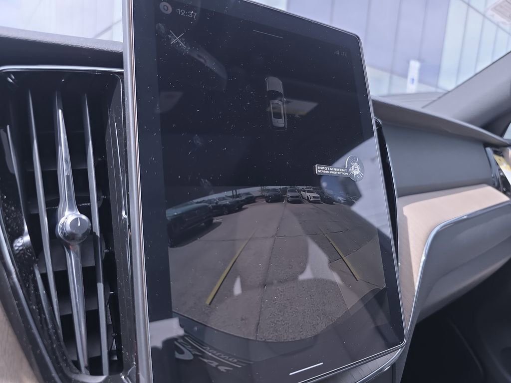 New 2026 Volvo XC60 B5 Core w/ Climate Package image 25