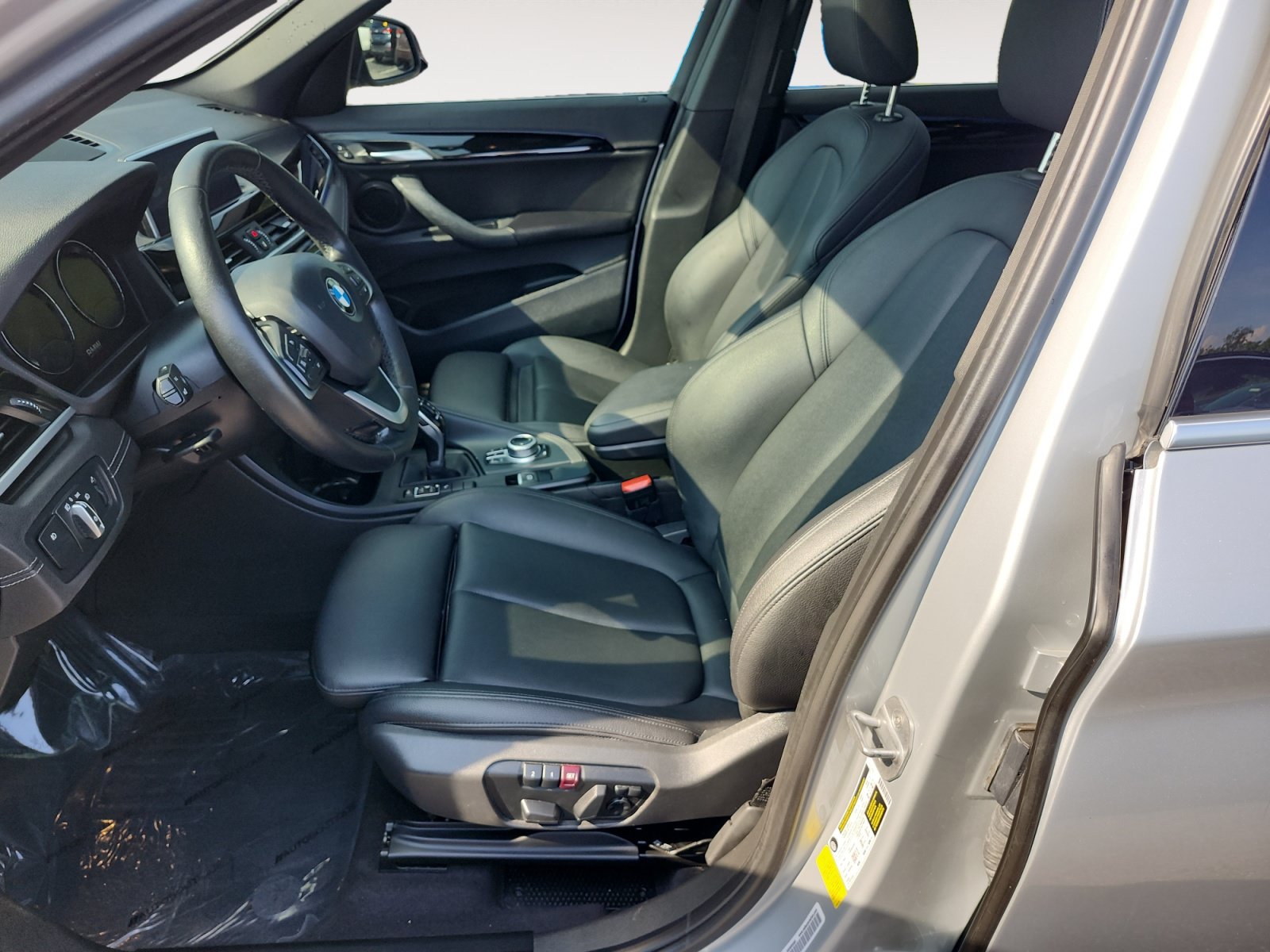 Used 2020 BMW X1 sDrive28i w/ Convenience Package FWD image 10