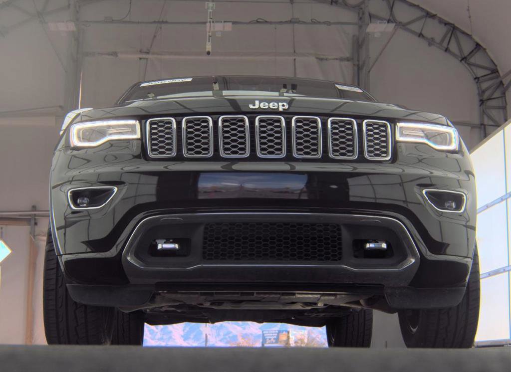 Used 2019 Jeep Grand Cherokee Overland image 5