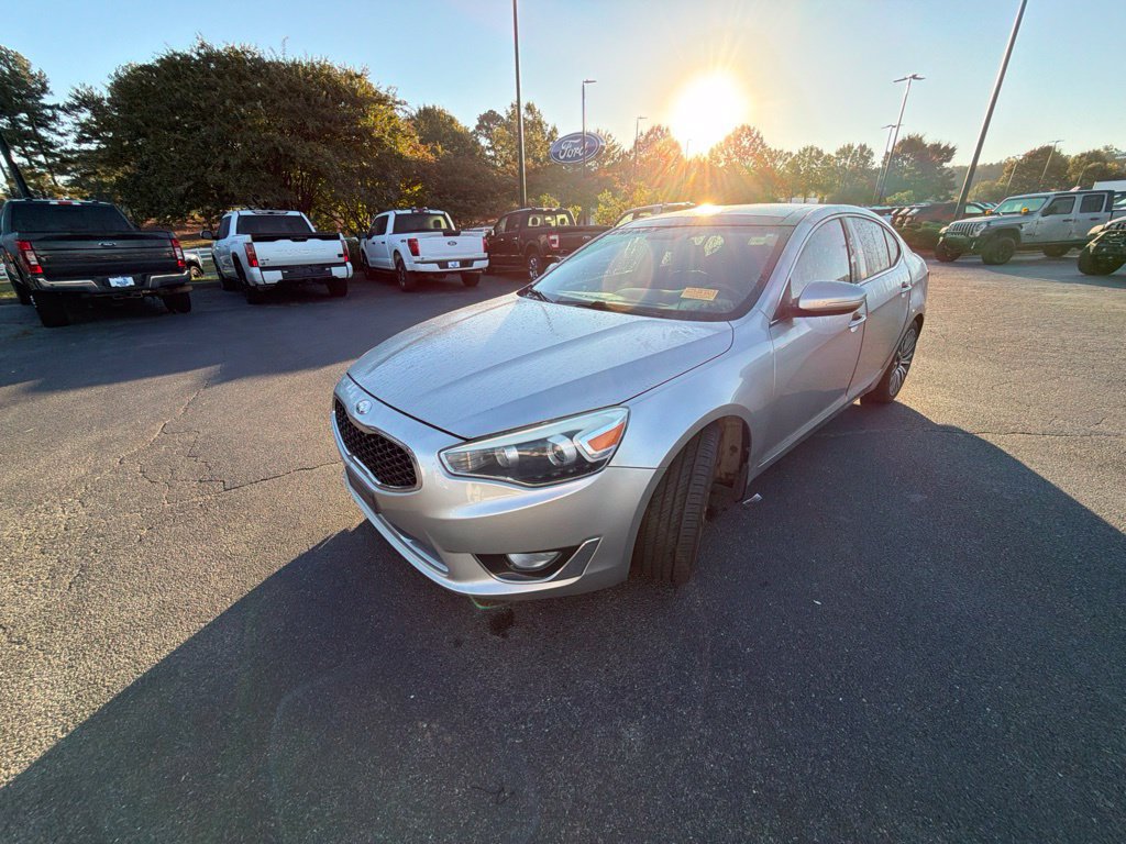 Used 2014 Kia Cadenza Premium w/ Technology Package FWD image 21