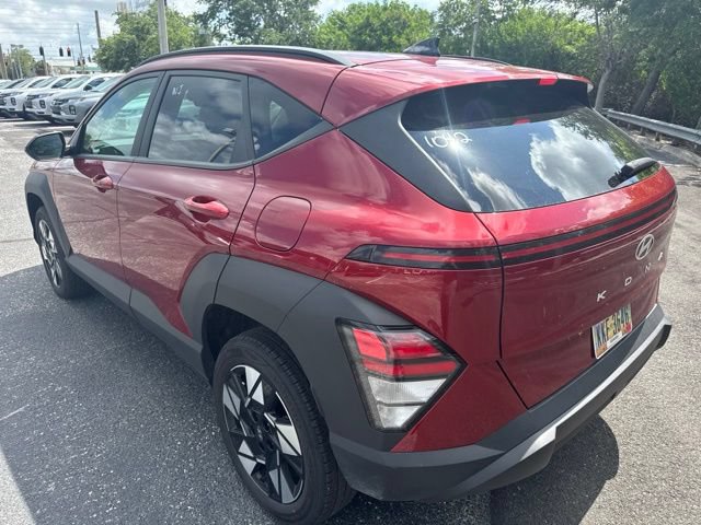 Used 2024 Hyundai Kona SEL AWD/4WD image 6