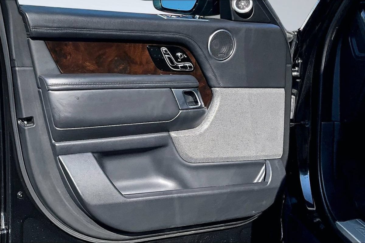 Used 2019 Land Rover Range Rover Supercharged AWD/4WD image 9
