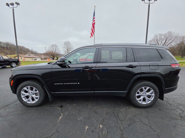 Used 2021 Jeep Grand Cherokee L Limited image 2