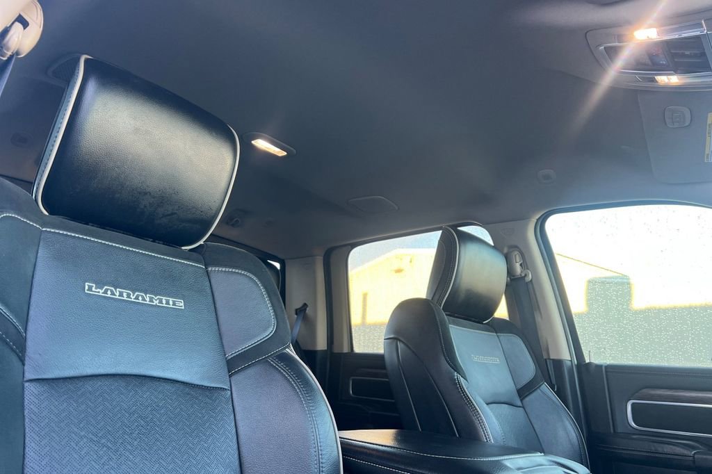 Used 2020 RAM 3500 Laramie image 16