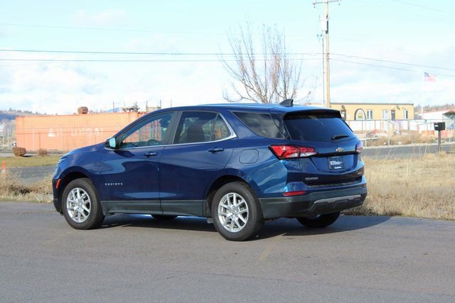 Used 2022 Chevrolet Equinox LT w/ Driver Convenience Package image 4