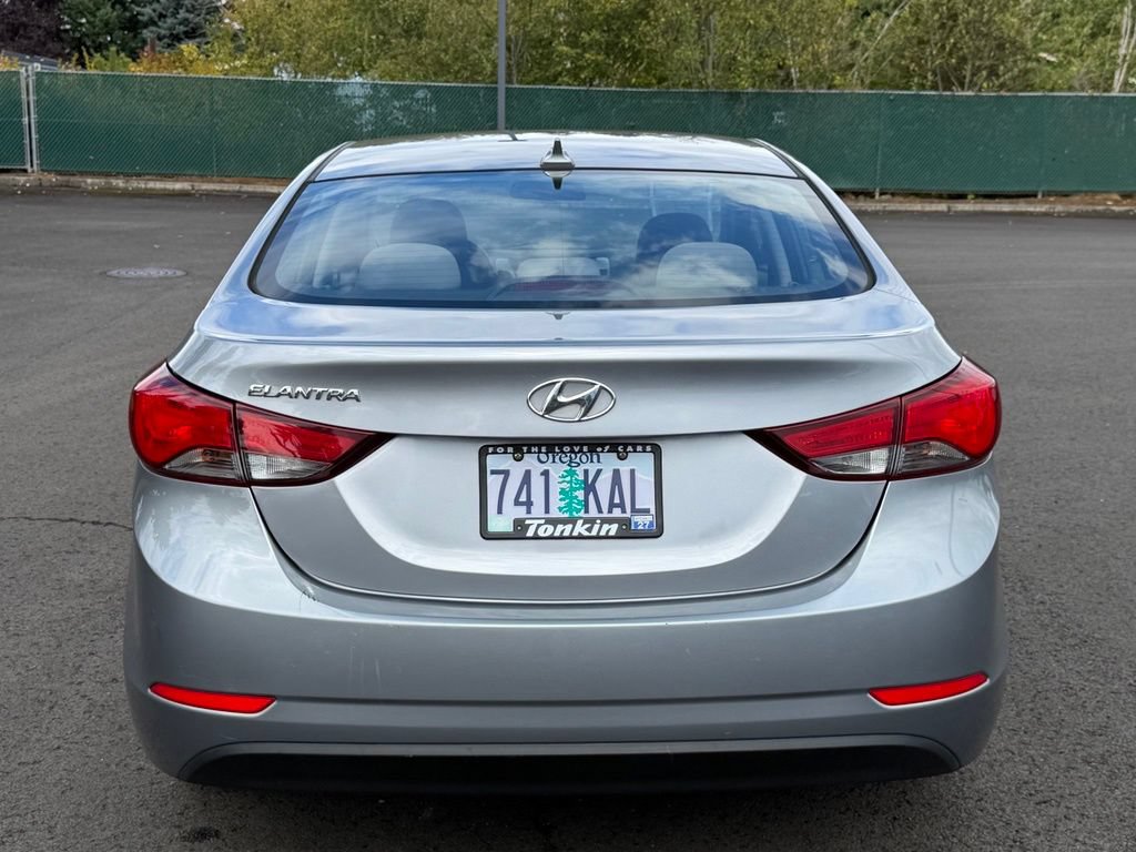 Used 2016 Hyundai Elantra SE FWD image 7