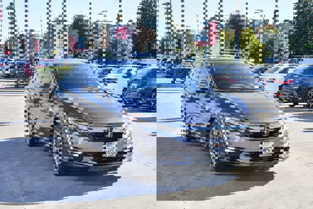 Used 2019 Honda Clarity Plug-In Hybrid image 3