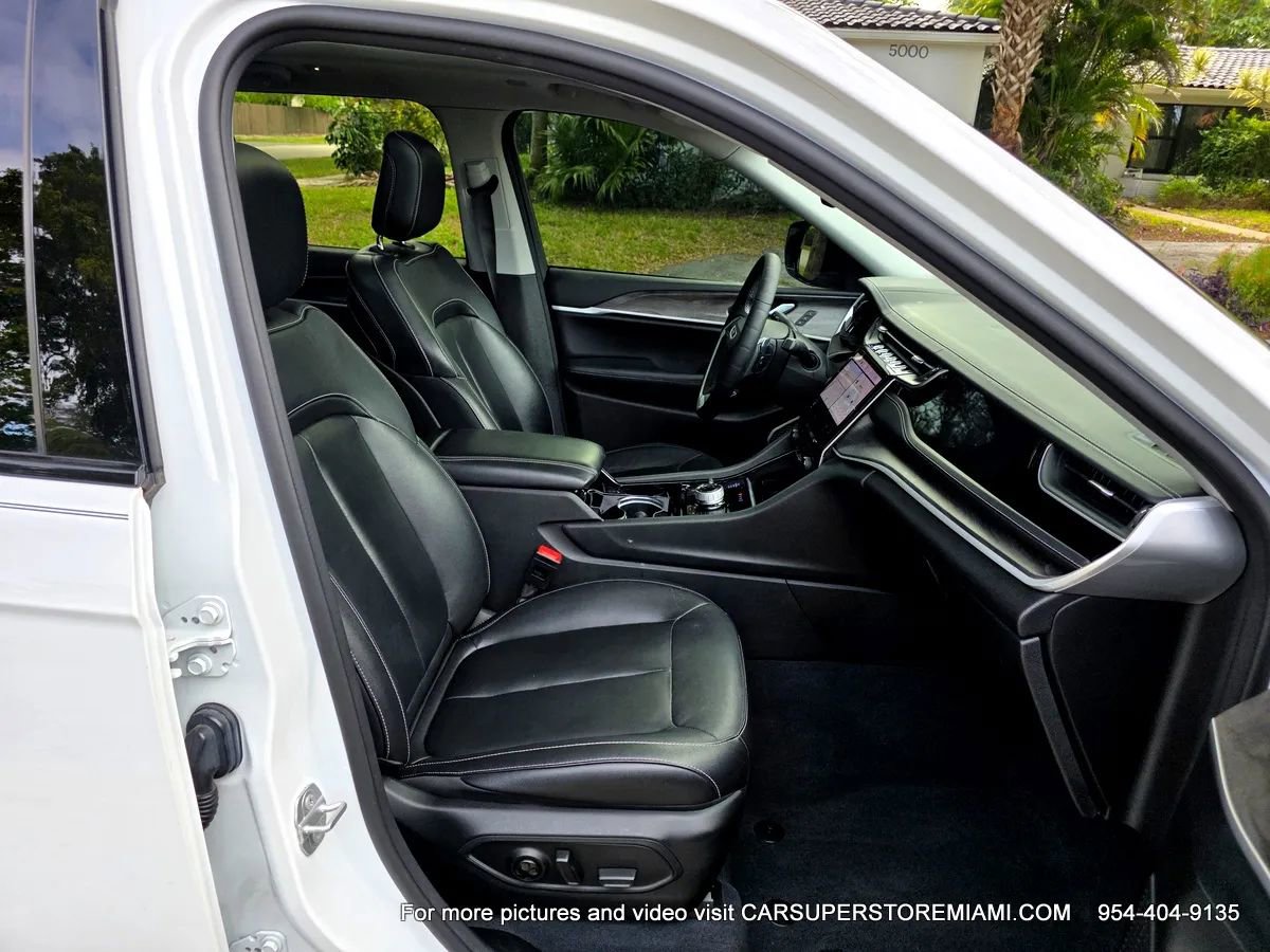 Used 2022 Jeep Grand Cherokee Limited 4xe image 48