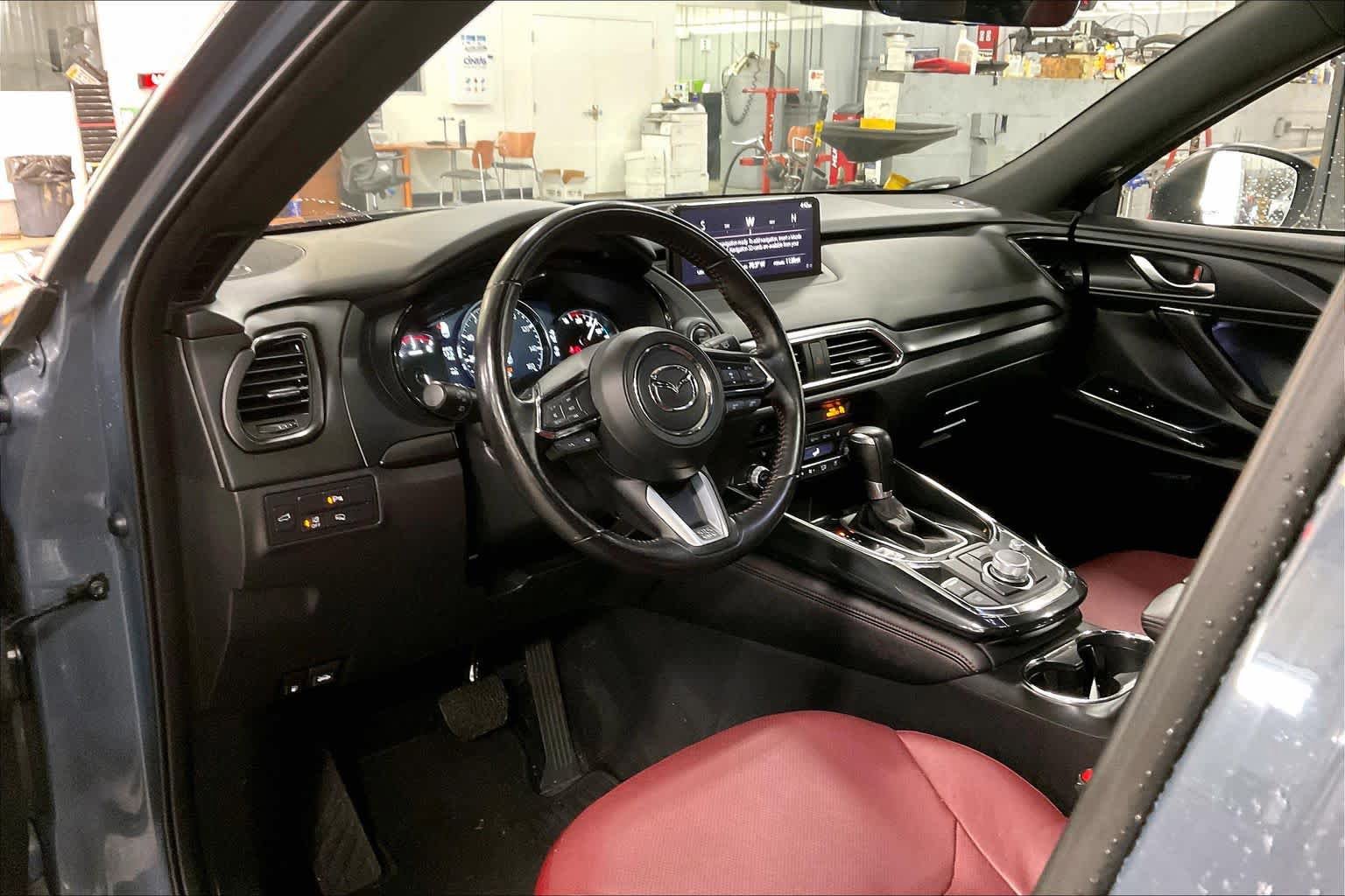 Used 2023 MAZDA CX-9 Carbon Edition AWD/4WD image 17