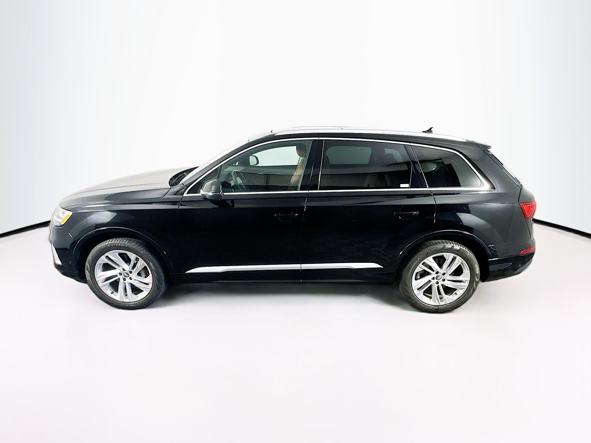 Used 2020 Audi Q7 2.0T Premium Plus w/ Premium Plus Package image 4