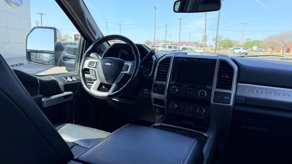 Used 2021 Ford F250 Lariat w/ Lariat Ultimate Package image 18
