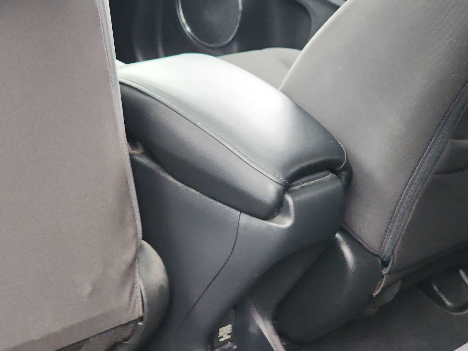 Used 2016 Honda HR-V EX image 22