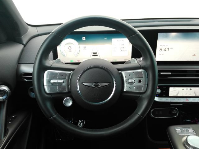 Used 2024 Genesis GV60 RWD image 35