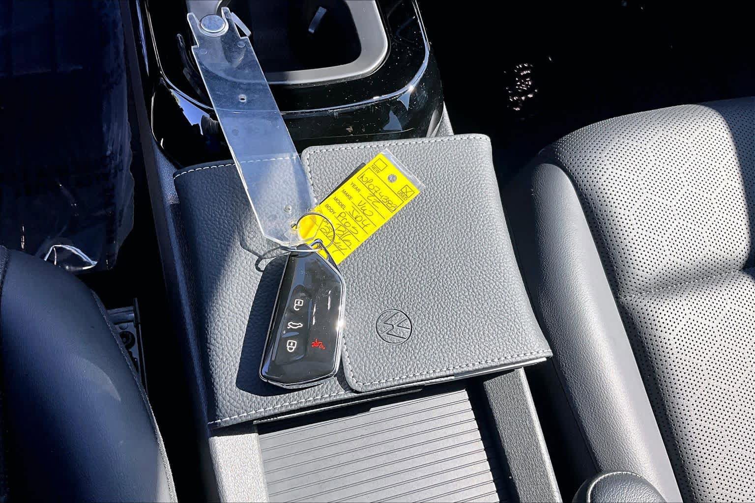 Used 2022 Volkswagen ID.4 Pro S w/ Gradient Package RWD image 12