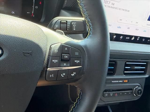 Used 2025 Ford Maverick Lobo AWD/4WD image 15
