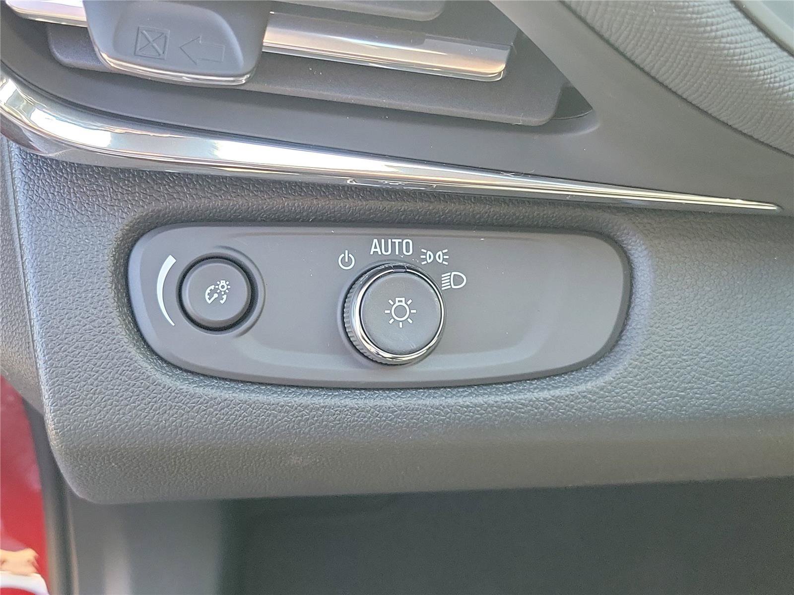 New 2026 Buick Envista Sport Touring w/ Convenience I Package FWD image 23