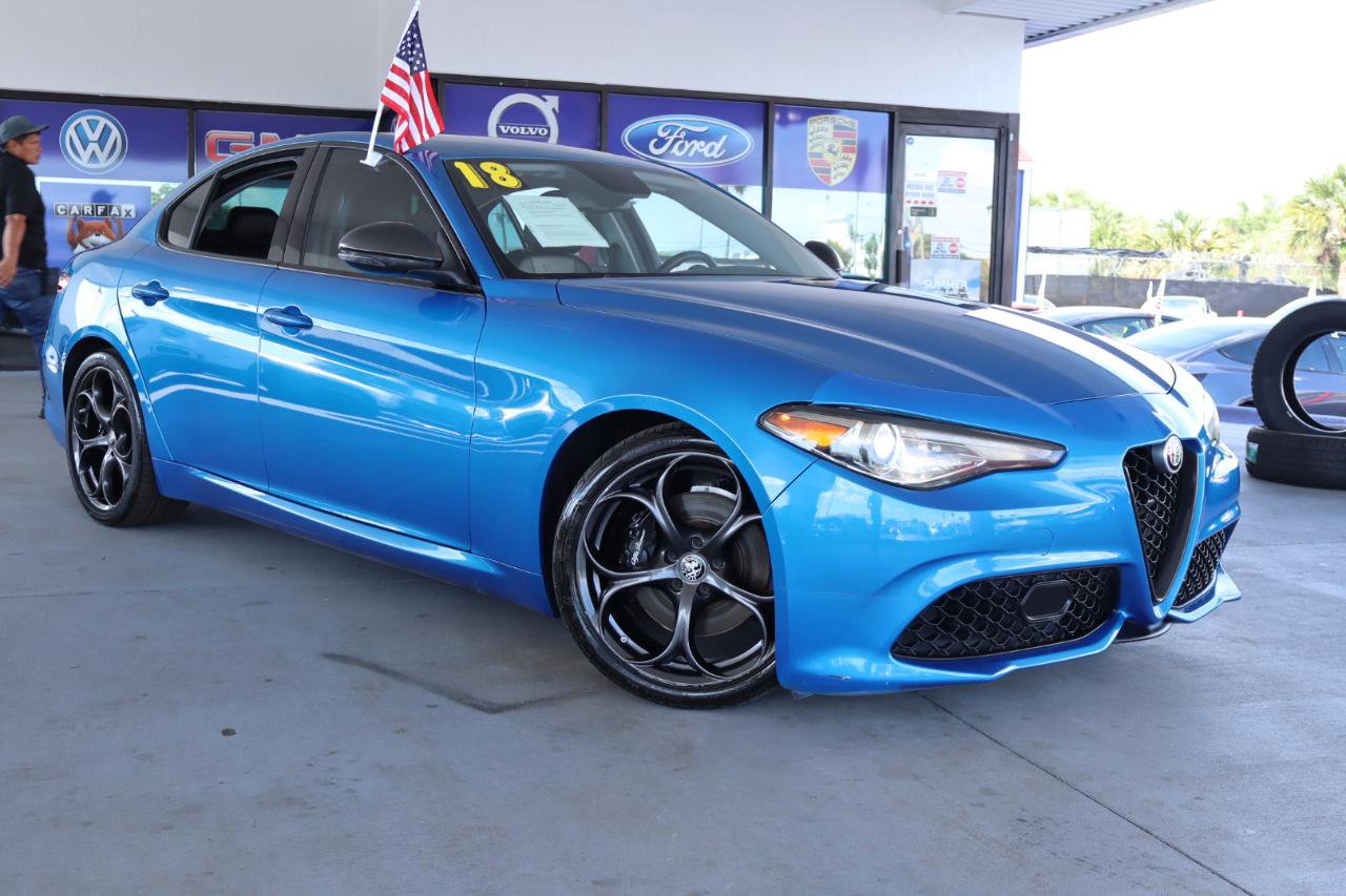 Used 2018 Alfa Romeo Giulia RWD image 3