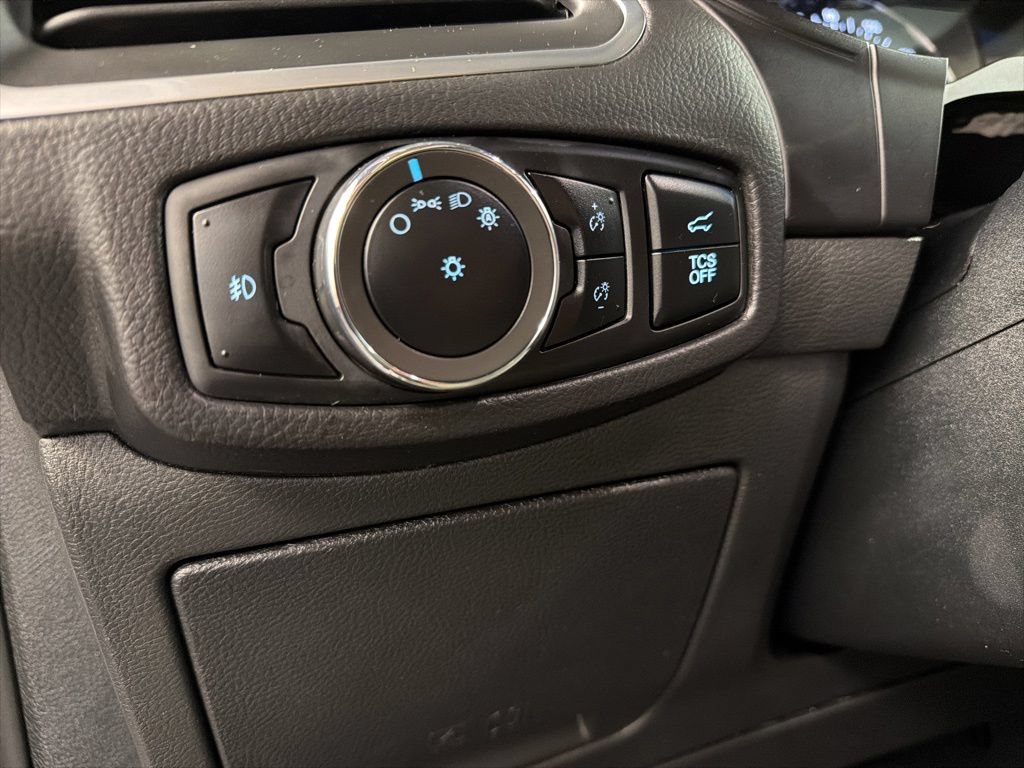Certified 2024 Ford Edge Titanium AWD/4WD image 17