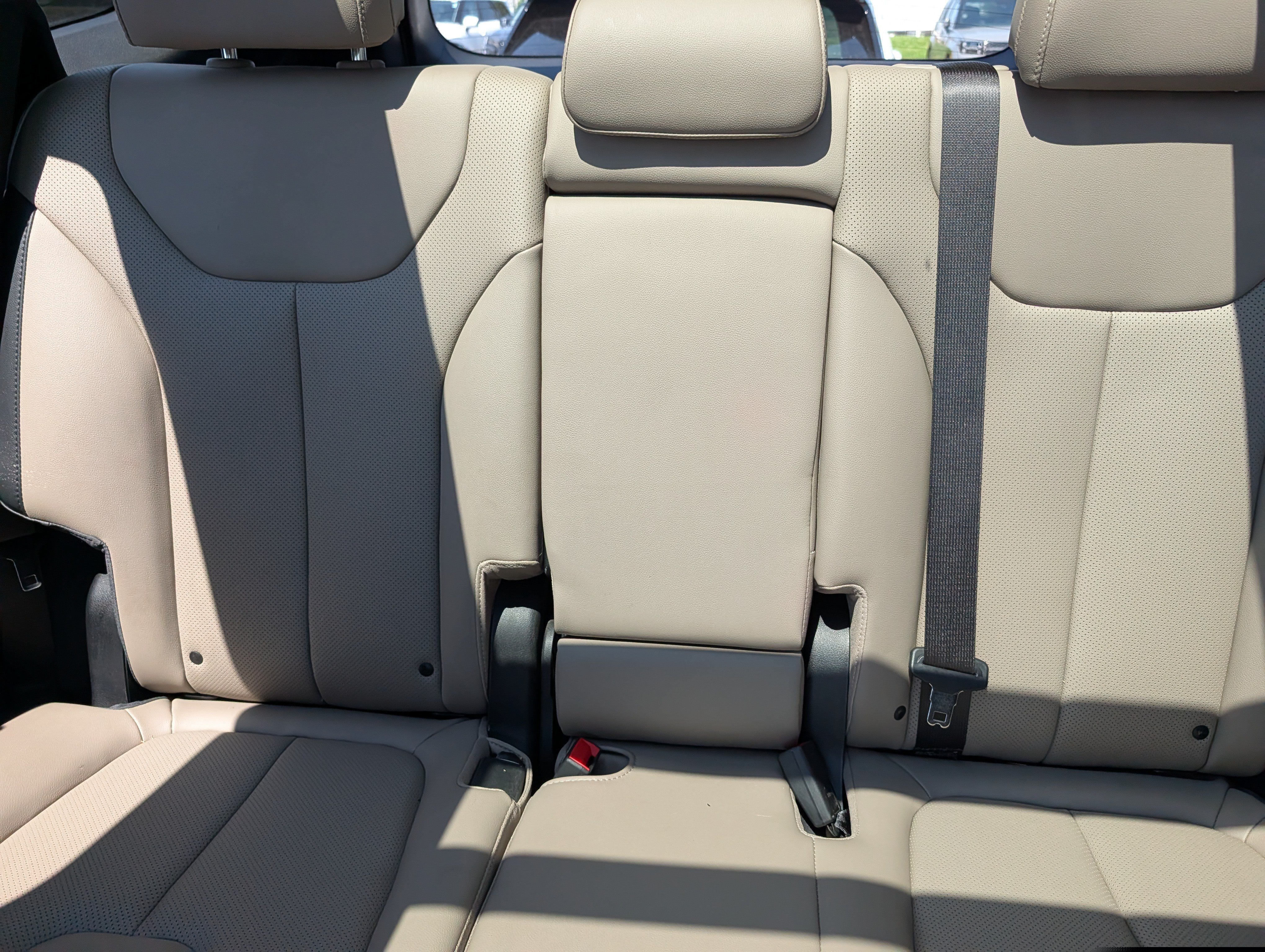 Used 2023 Hyundai Santa Fe SEL Premium AWD/4WD image 13