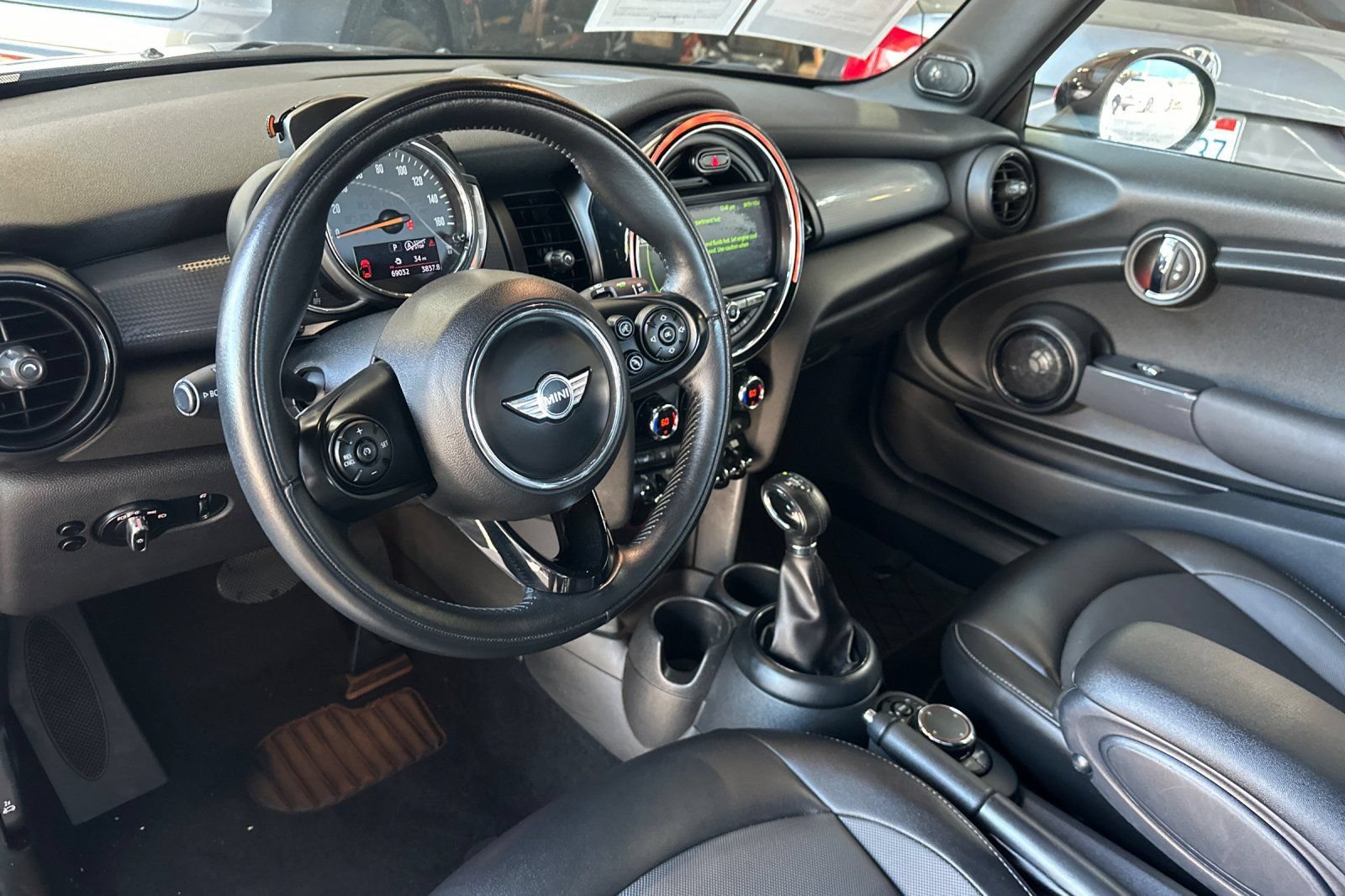 Used 2018 MINI Cooper Convertible FWD image 13
