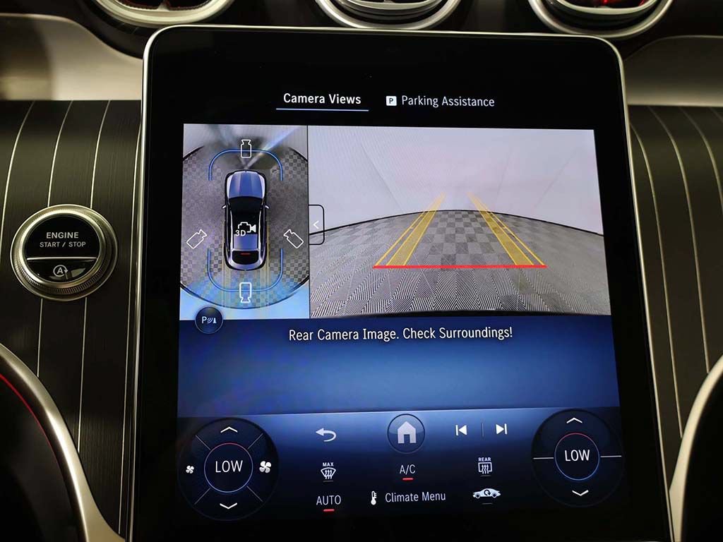 Used 2025 Mercedes-Benz GLC 300 4MATIC image 48