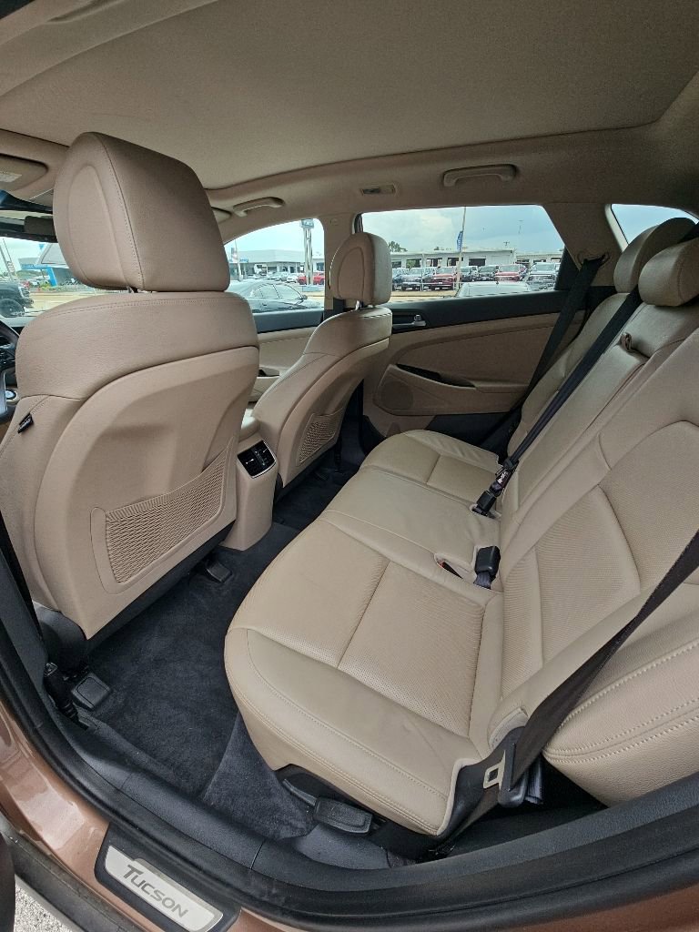 Used 2016 Hyundai Tucson Limited w/ Option Group 03 FWD image 20