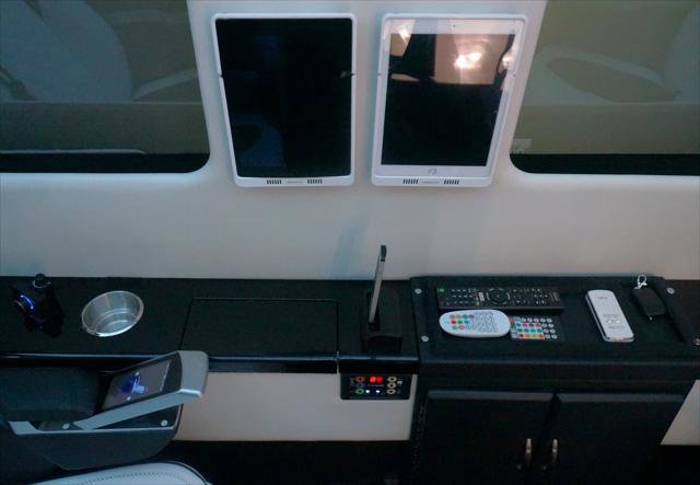 Used 2015 Mercedes-Benz Sprinter 2500 image 18