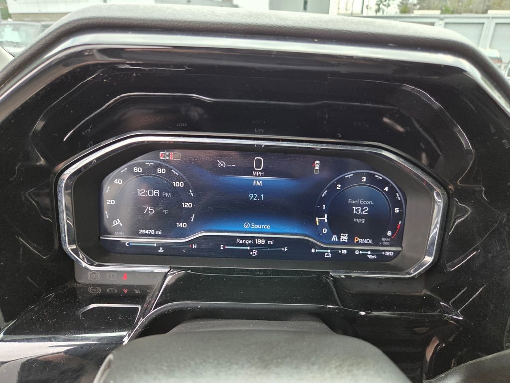 Used 2025 Chevrolet Silverado 2500 LT w/ Convenience Package image 24