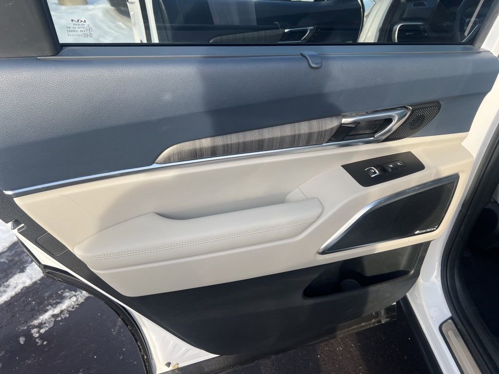 Used 2023 Kia Telluride SX Prestige image 11