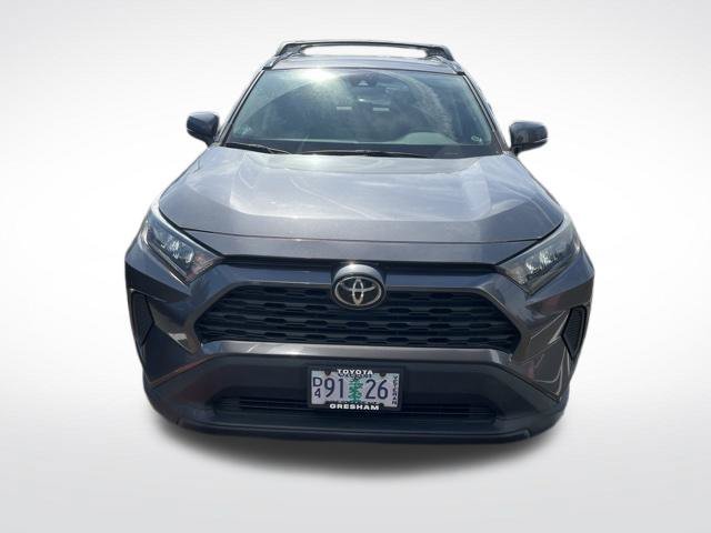 Used 2021 Toyota RAV4 LE AWD/4WD image 4