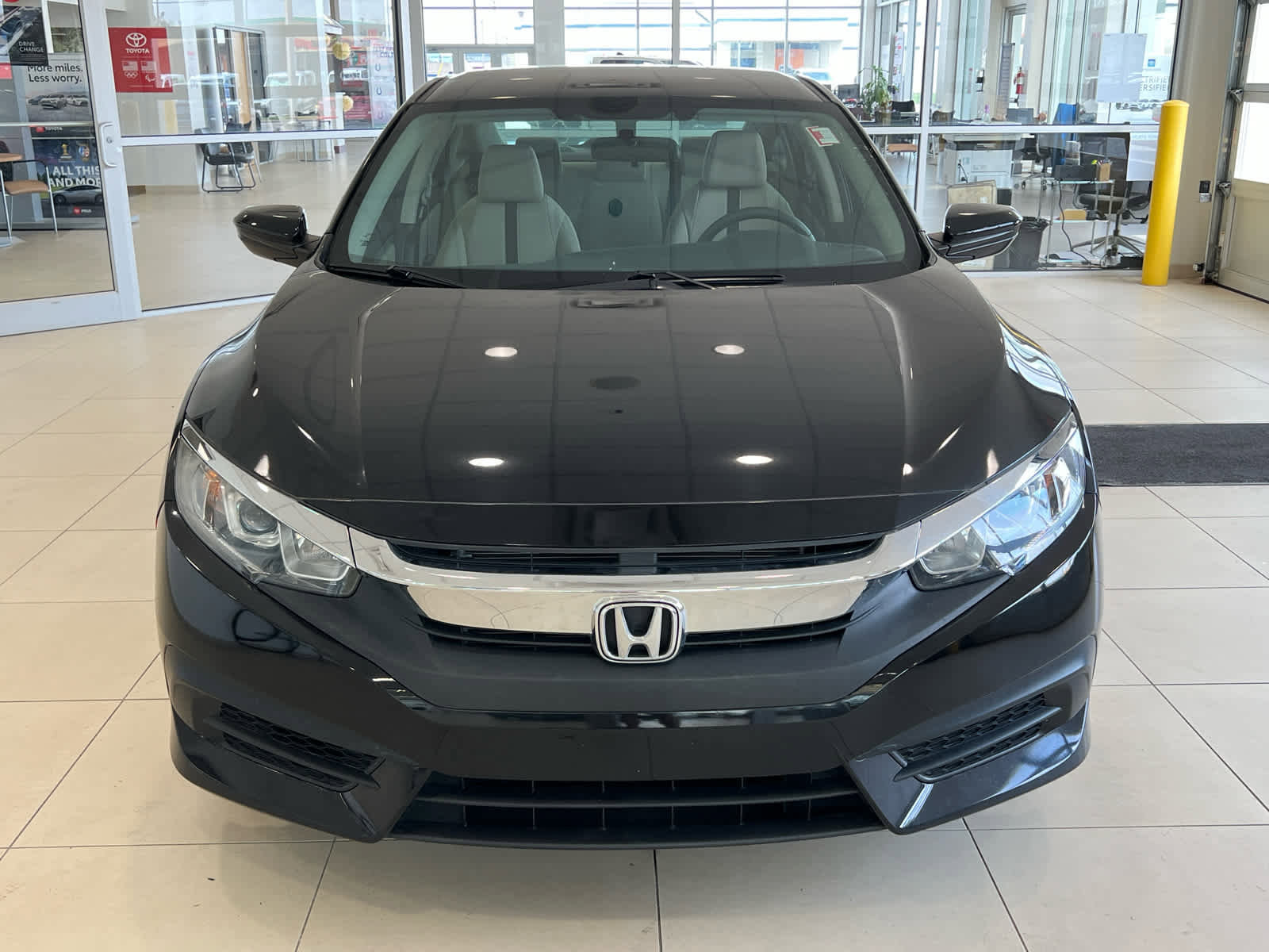 Used 2018 Honda Civic LX image 2