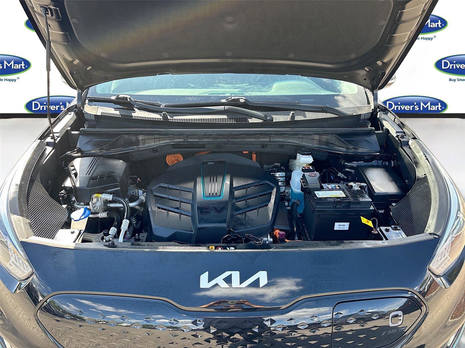 Used 2022 Kia Niro EX w/ Cold Weather Package FWD image 29