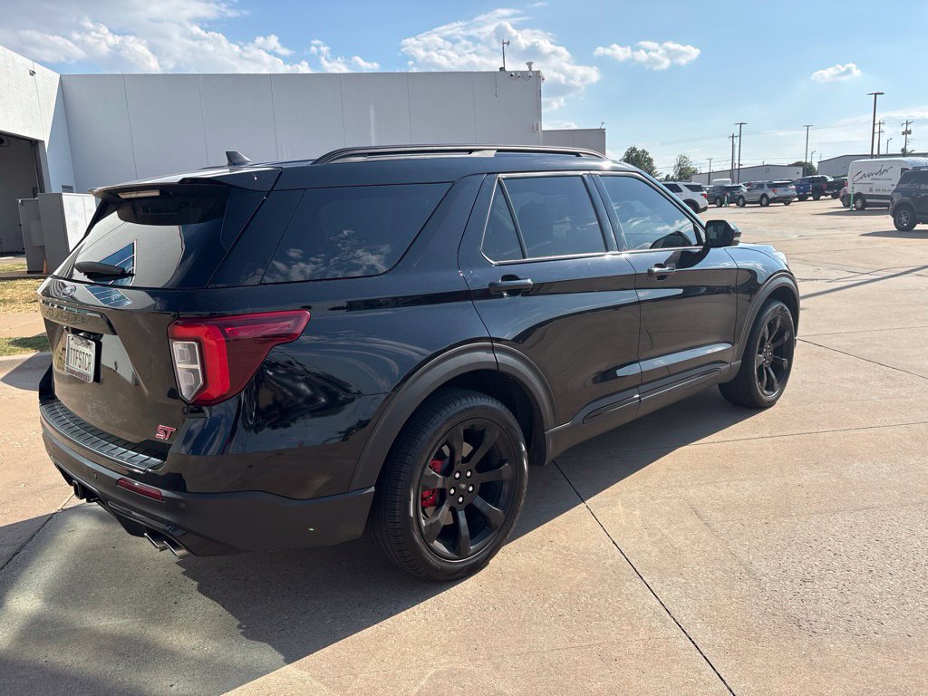 Used 2023 Ford Explorer ST w/ Equipment Group 401A AWD/4WD image 4