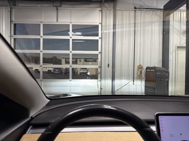 Used 2018 Tesla Model 3 Long Range image 10